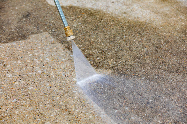 Best Sign and Awning Cleaning  in Orange Grove, TX